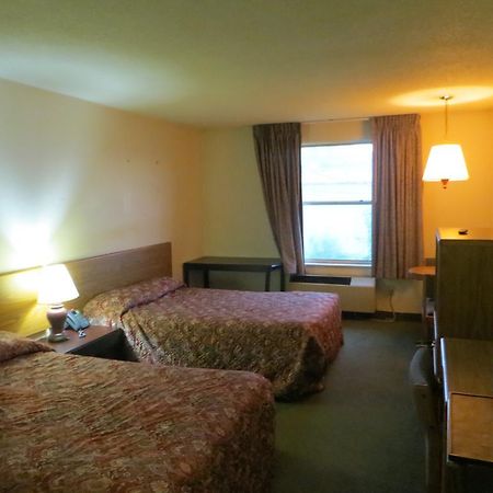 Hollywood Inn & Suites Gurnee Zewnętrze zdjęcie