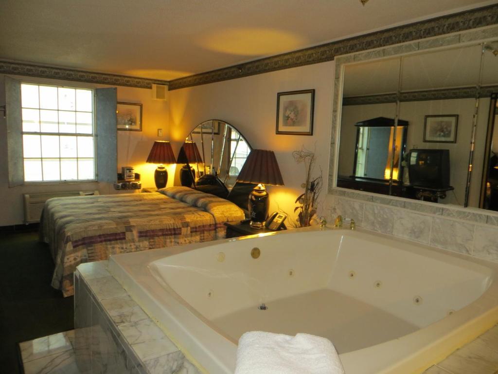 Hollywood Inn & Suites Gurnee Zewnętrze zdjęcie